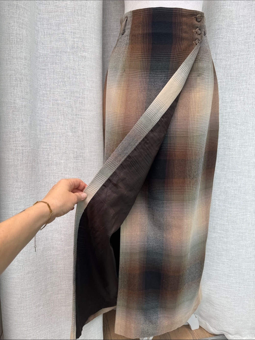 Lauren Ralph Lauren brown ombre plaid wool-blend wrap midi skirt - Picture 5 of 9